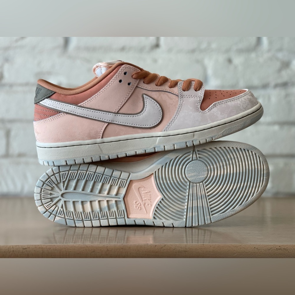 Nike SB Dunk Low Pro PRM Trocadero Gardens Guava Ice FV5926-200 Men Size 11 & 12